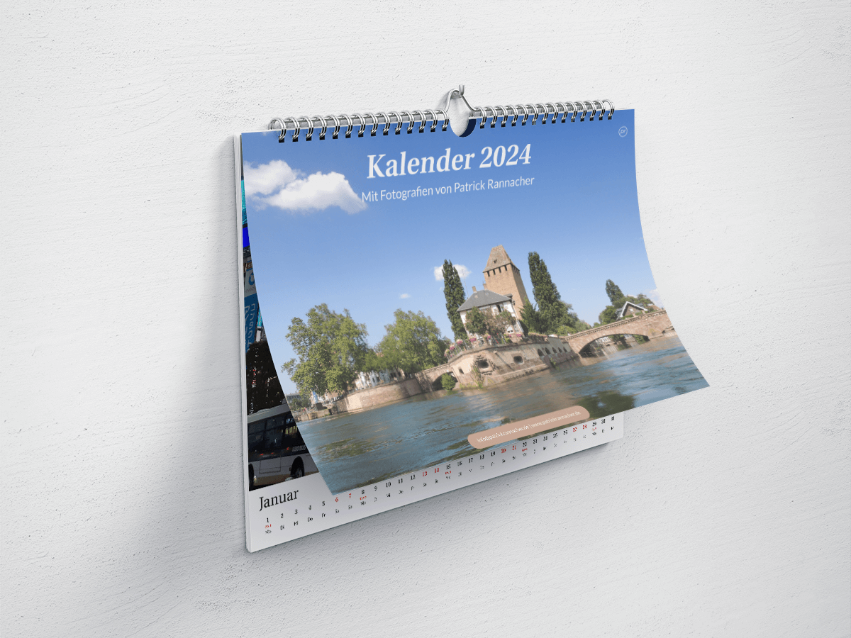 Ansicht des Kalenders an der Wand